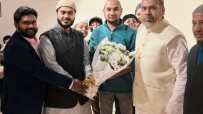 কানাডায় জনপ্রিয় শিল্পী শালীন আহমদকে ফুলেল শুভেচ্ছায় স্বাগত