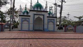 নগরীর টিলাগড় শাহ মদনী ঈদগাহে ঈদের জামাত সকাল সাড়ে ৮টায়