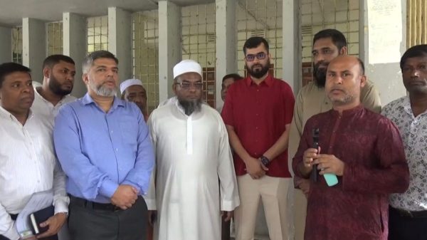 উর্ধ্বতন কর্মকর্তাদের নিয়ে কানাইঘাট স্বাস্থ্য কমপ্লেক্সে পরিদর্শন করলেন সাংসদ আবুল হাসান
